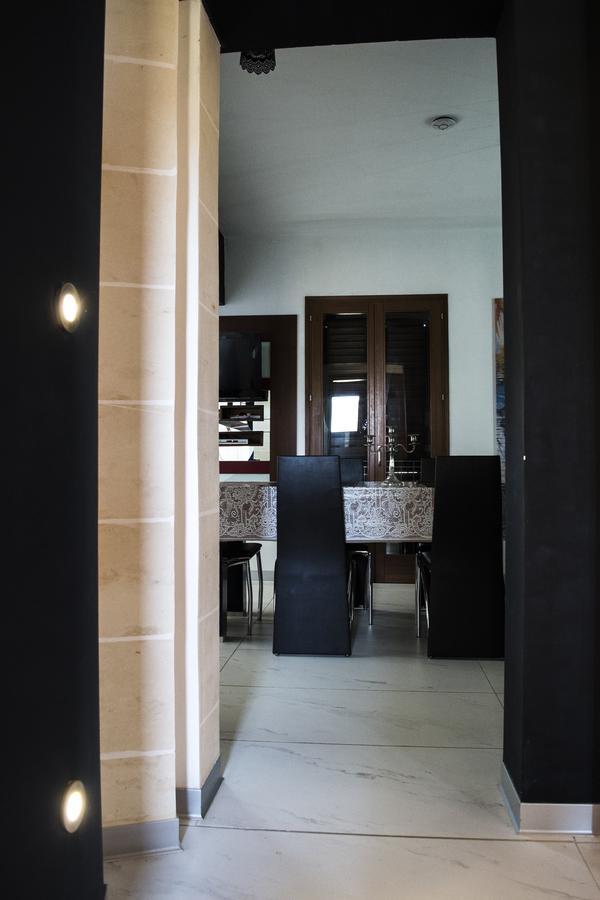 Luxury Apartment - Fort Chambray غاينسييليم المظهر الخارجي الصورة